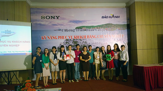Kỹ năng phục vụ khách hàng chuyên nghiệp - SONY (18 & 19.12.2014)